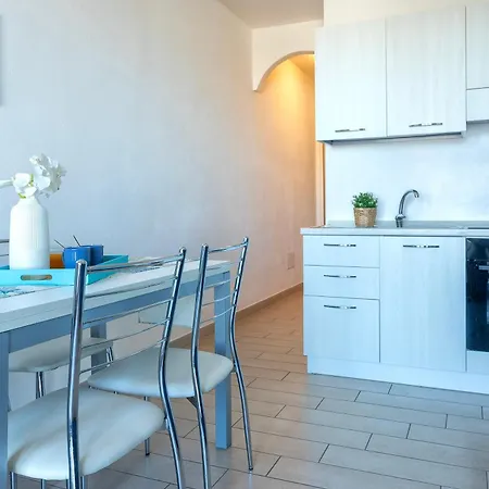 Apartment Sardinia Re - La Favola 5 *