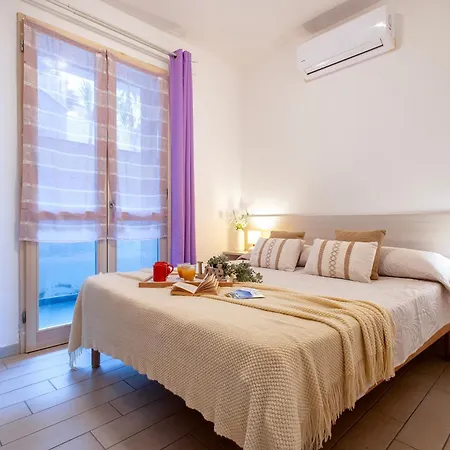 Sardinia Re - La Favola 5 Apartment *